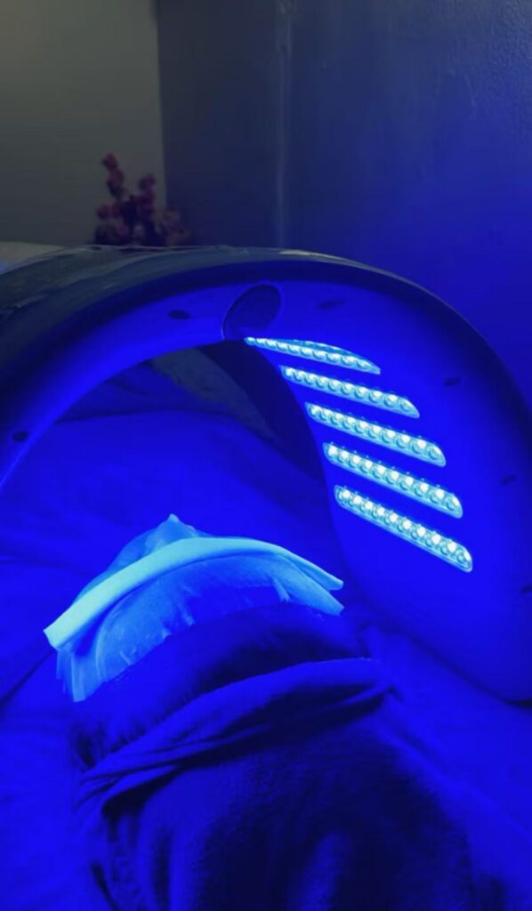 LED-lysterapi under Advanced Facial Ritual